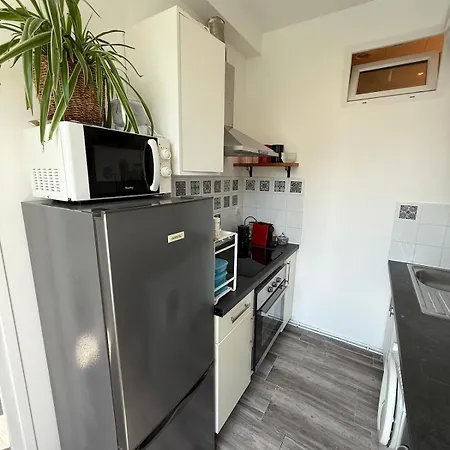 3-pièces Rénové, Paris Proche, 6 Pers Apartamento *
