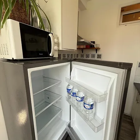 3-pièces Rénové, Paris Proche, 6 Pers * Asnières