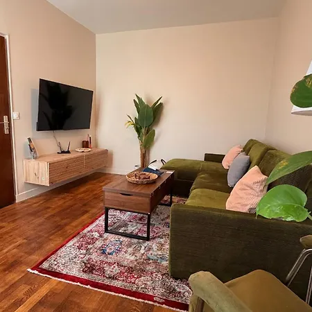 3-pièces Rénové, Paris Proche, 6 Pers * Asnières
